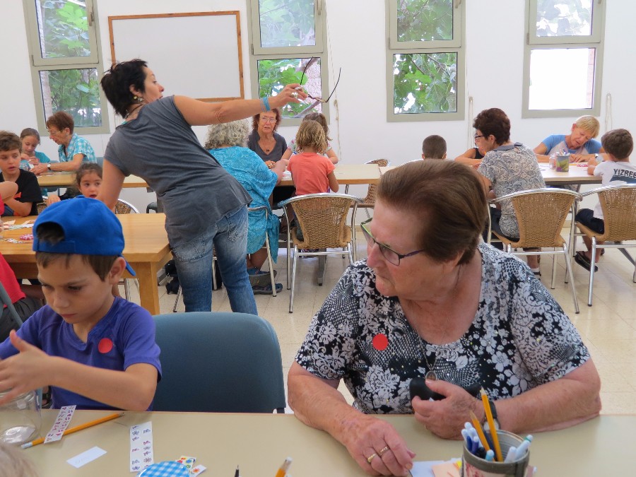 סבים ונכדים 2016 (121)