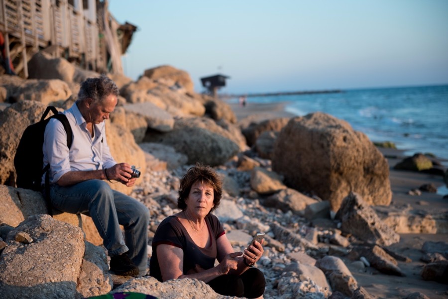 מצלמים עם שושנה בחוף הים של חיפה (6)