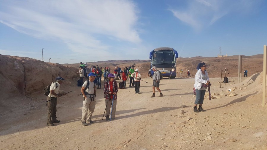 דורות בגלבוע צועדים בשביל ישראל- 3 ימים בדרום (4)