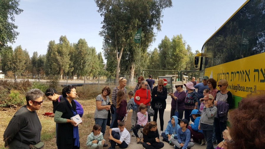 בעקבות הציפורים והפרחים-סבים ונכדים חנוכה תשעח (34)