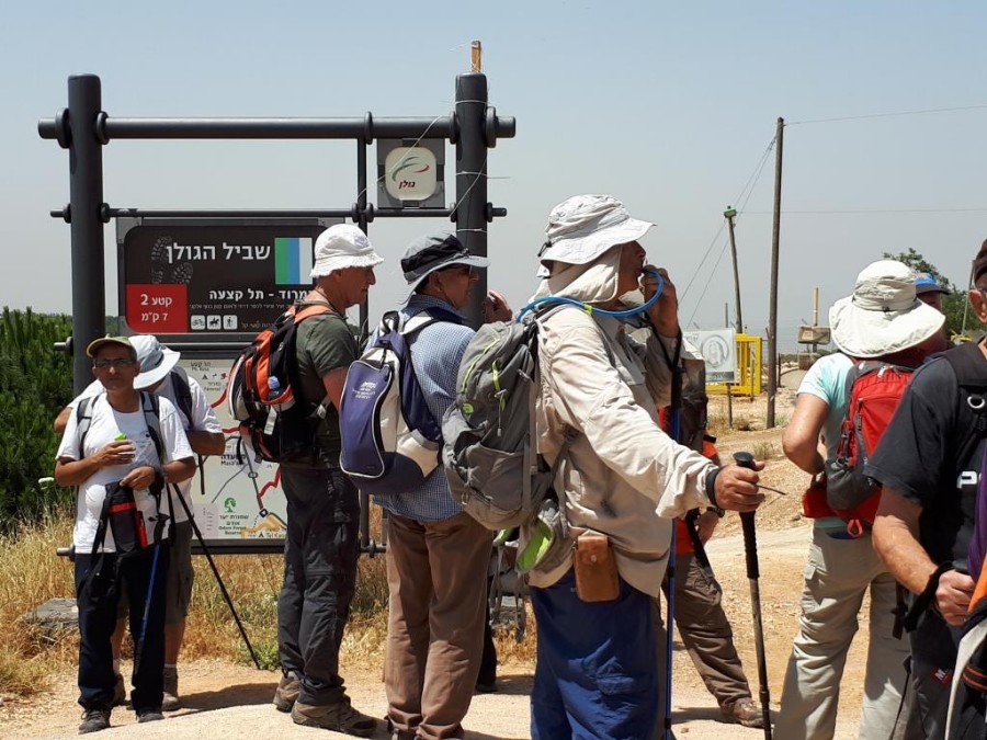 צועדים בגולן 8.6.18 מהחרמון למסעדה (21)