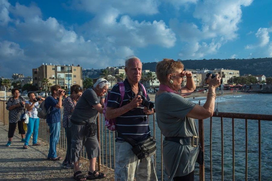 מצלמים בחוף בת גלים (30)