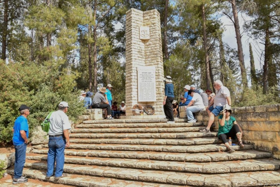 שיירת יחיעם, אנדרטה