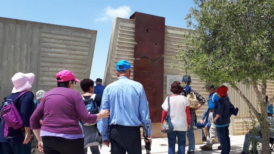 -שייח עבד עזיז, היום מבשרת3 ימים ביוני (48)