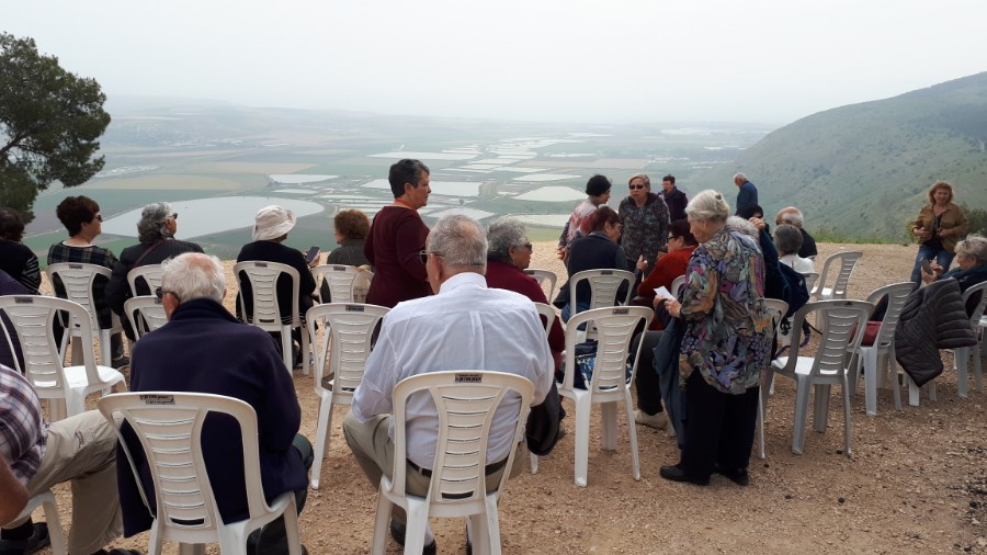 הרמת כוסית למתנדבים (2)