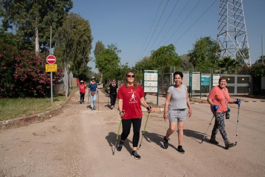 חיבוק לוותיקי הגלבוע (4)