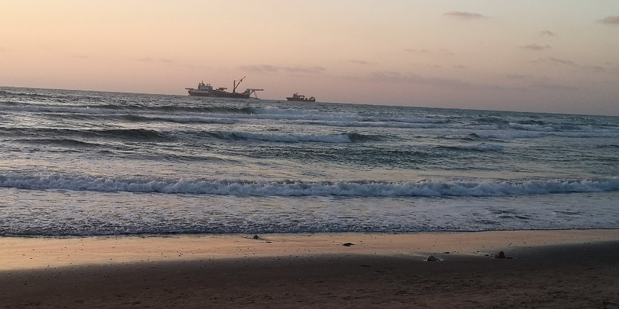 צועדים לאורך החוף מנחשולים למעגן מיכאל (29)