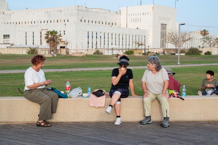 טיול ערב מהרצליה  עד נמל תל-אביב ומשם לאורך הירקון עד גני יהושוע  (12)