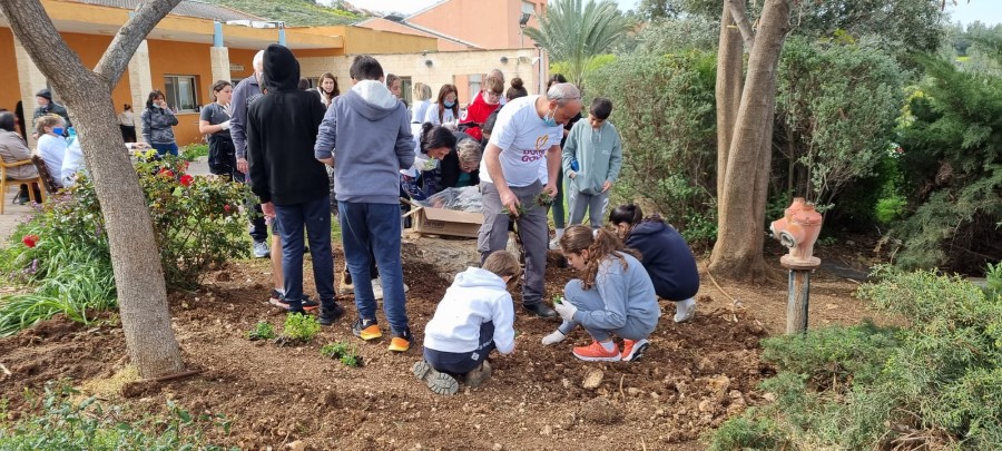 יום המעשים הטובים (18)