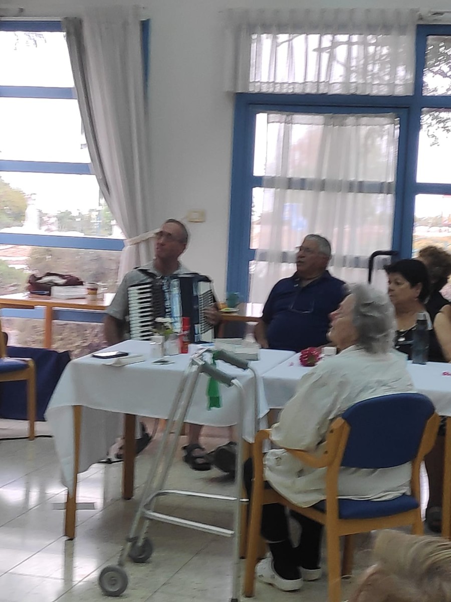 חוגגים את ראש השנה בצוות ובמרכז היום (11)