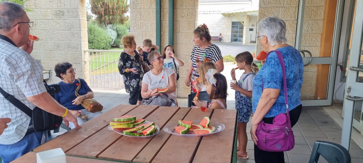 יום סבים ונכדים (1)