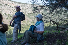 שביל ישראל מחורבת רקית, מעל נחל אורן,  אל חניון אורן  . משם על רכס אצבע, ל עין הוד, ונסיים מתחת לכפר.(82 תמונות)